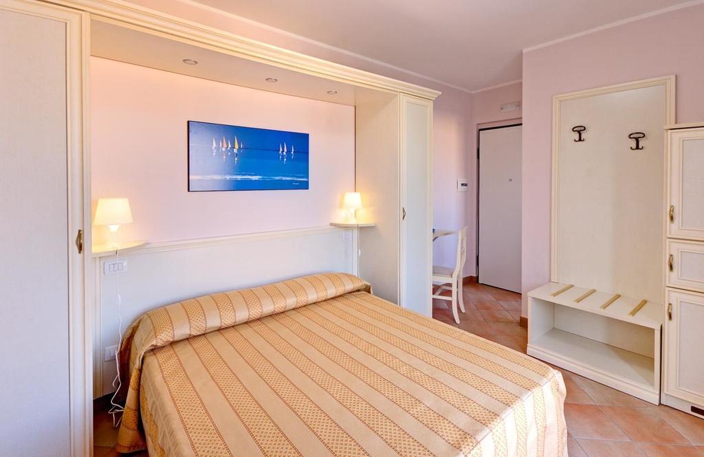 La Piazzetta Affittacamere B&B Numana Szoba fotó